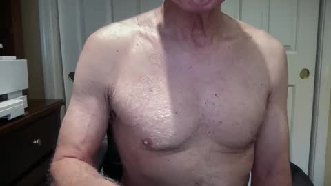 Snapshot of i8bgcq chatting on 25, 3, 2026 The Talented Mr. DILFy online show from 25, 3, 2026