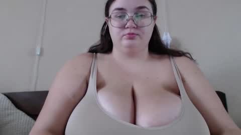 Dominika online show from 11, 10, 2025