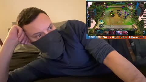 Snapshot of i_o_ro chatting on 9, 12, 2024 i o ro online show from 9, 12, 2024