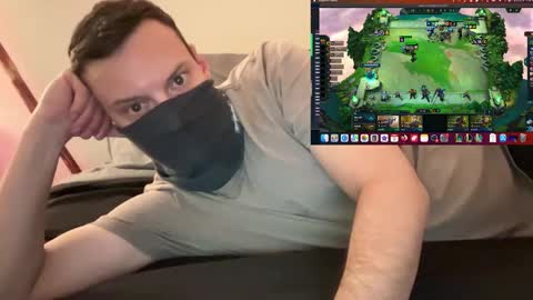 Snapshot of i_o_ro chatting on 10, 12, 2024 i o ro online show from 10, 12, 2024