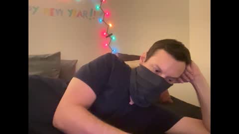 Snapshot of i_o_ro chatting on 1, 1, 2025 i o ro online show from 1, 1, 2025