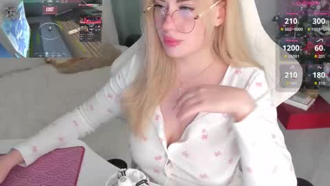 HiI am  EvaPVT is open  online show from 10, 1, 2026