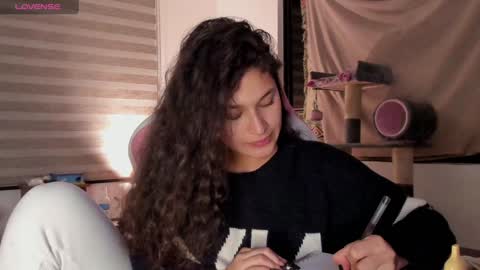 Snapshot of iam_nikki chatting on 15, 1, 2025 On instagram Imm NikkiHelp me reach 100 likes online show from 15, 1, 2025