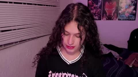 On instagram Imm  NikkiHelp me reach 100 likes online show from 18, 1, 2026