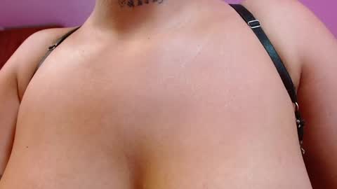 Salo  online show from 15, 4, 2026