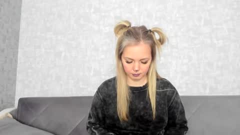 Venus online show from 6, 3, 2025