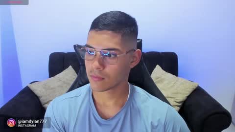 Dylan  independent model  online show from 10, 2, 2025