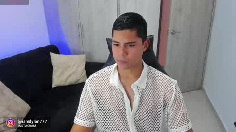 Dylan  independent model  online show from 5, 3, 2025