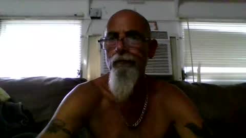 Goat  Lulu  Elektra online show from 17, 7, 2026