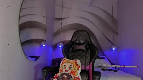 Nayuta online show from 8, 3, 2025