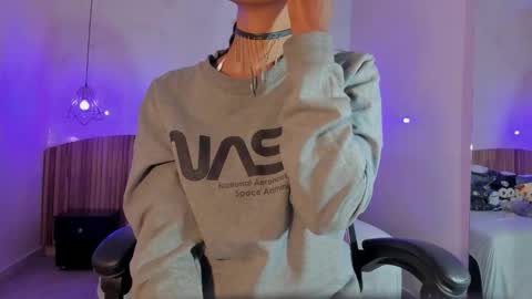 Nayuta online show from 17, 11, 2025