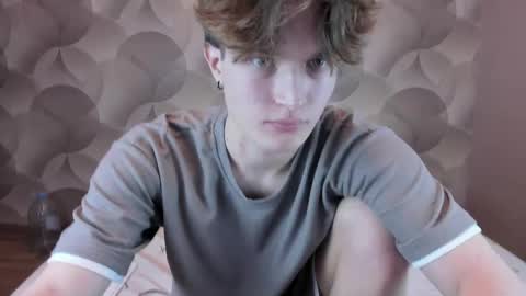 Snapshot of ian_flor chatting on 6, 4, 2026 Ian Flor online show from 6, 4, 2026