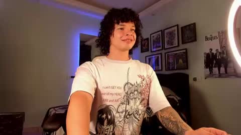 Snapshot of ian_versace chatting on 30, 6, 2026 Andres online show from 30, 6, 2026
