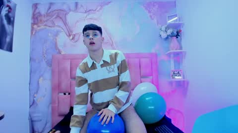 Ian  online show from 9, 4, 2026