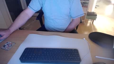 iandy12 online show from 5, 10, 2025