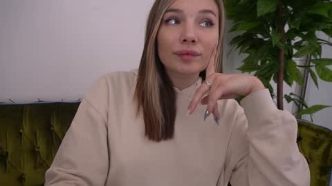 Danielle online show from 9, 1, 2025