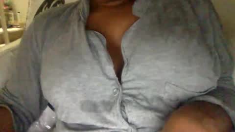Snapshot of icedcoffeex chatting on 3, 3, 2026 icedcoffeex online show from 3, 3, 2026