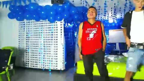 THOMAS AND DAMIAND online show from 8, 12, 2024