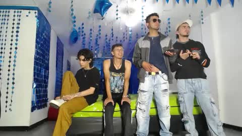 THOMAS AND DAMIAND online show from 25, 2, 2025