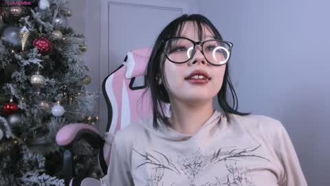 Hitomi   online show from 2, 1, 2025