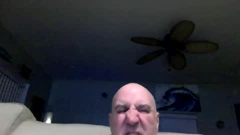 icumming online show from 17, 12, 2025