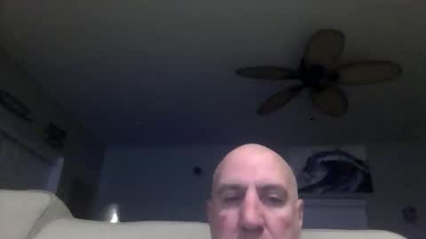 Snapshot of icumming chatting on 28, 4, 2026 icumming online show from 28, 4, 2026