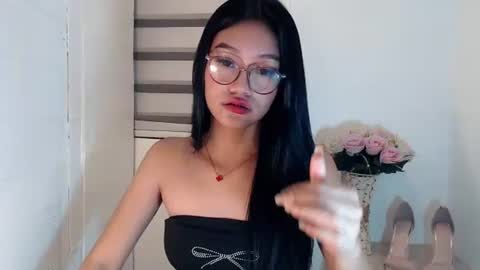 icy_19 online show from 14, 1, 2025