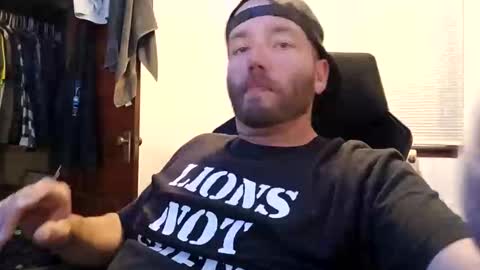 icyfucktoy online show from 3, 6, 2026