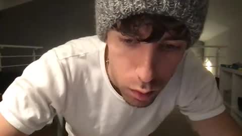 Snapshot of icyninesix chatting on 19, 12, 2024 icyninesix online show from 19, 12, 2024