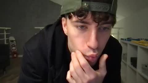 Snapshot of icyninesix chatting on 2, 1, 2025 icyninesix online show from 2, 1, 2025