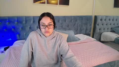 Icy online show from 28, 12, 2024