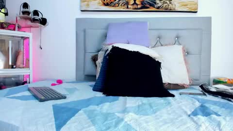 idaly    online show from 21, 1, 2025