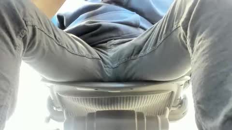 idfunguy2023 online show from 2, 11, 2025