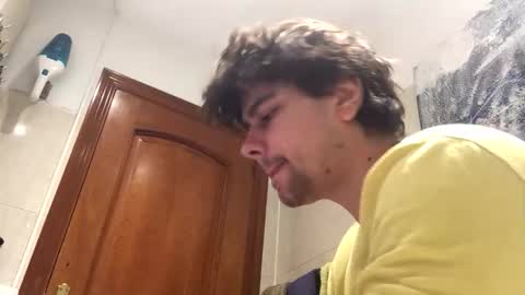 Snapshot of idkwhattowatch chatting on 25, 9, 2025 idkwhattowatch online show from 25, 9, 2025