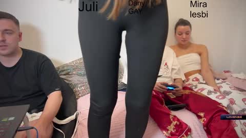 Julia and Mira online show from 9, 1, 2025