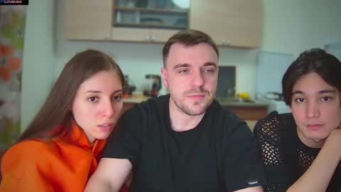 Julia and Mira online show from 15, 1, 2025