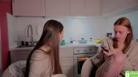 Julia and Mira online show from 16, 1, 2026