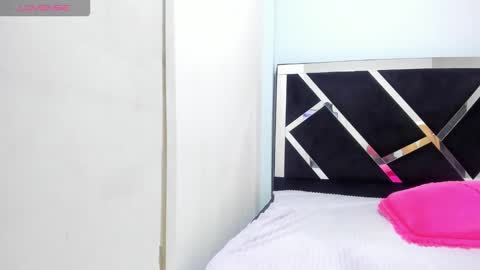 Isabella online show from 27, 10, 2025