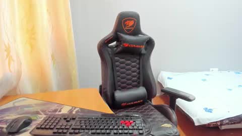 Snapshot of iliaskrislove chatting on 17, 1, 2026 iliaskris online show from 17, 1, 2026