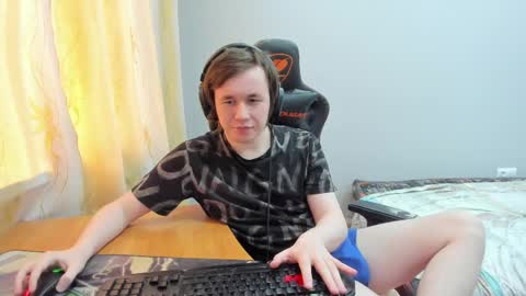 Snapshot of iliaskrislove chatting on 4, 4, 2026 iliaskris online show from 4, 4, 2026