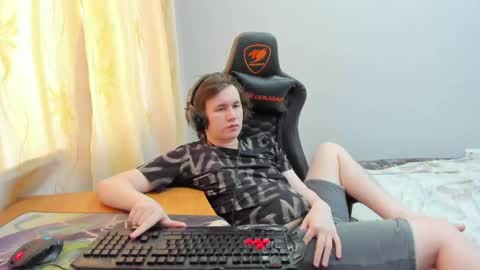 Snapshot of iliaskrislove chatting on 15, 4, 2026 iliaskris online show from 15, 4, 2026