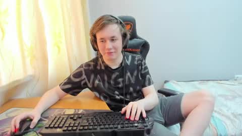 Snapshot of iliaskrislove chatting on 16, 4, 2026 iliaskris online show from 16, 4, 2026
