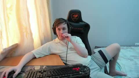 Snapshot of iliaskrislove chatting on 20, 4, 2026 iliaskris online show from 20, 4, 2026
