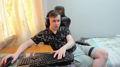 Snapshot of iliaskrislove chatting on 28, 4, 2026 iliaskris online show from 28, 4, 2026
