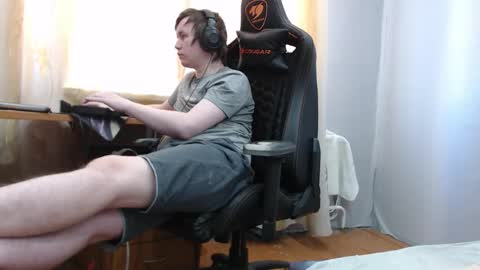 Snapshot of iliaskrisloveee chatting on 10, 3, 2026 lord online show from 10, 3, 2026