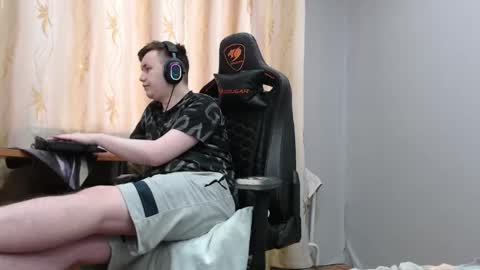 Snapshot of iliaskrisloveee chatting on 29, 4, 2026 lord online show from 29, 4, 2026