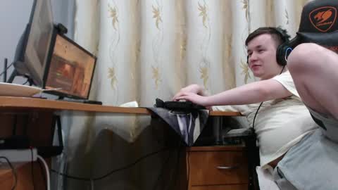 Snapshot of iliaskrisloveee chatting on 8, 5, 2026 lord online show from 8, 5, 2026