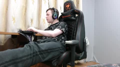 Snapshot of iliaskrisloveee chatting on 26, 5, 2026 lord online show from 26, 5, 2026