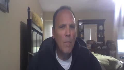 Snapshot of ilike2expose chatting on 19, 10, 2025 ilike2expose online show from 19, 10, 2025