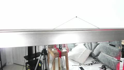 Snapshot of iliy_ chatting on 5, 11, 2025 ILY online show from 5, 11, 2025